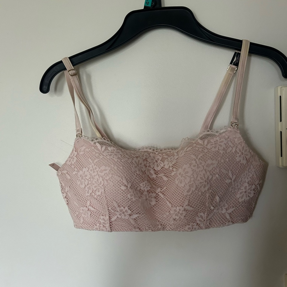 Victoria Secret pink lace bralette *NWT*